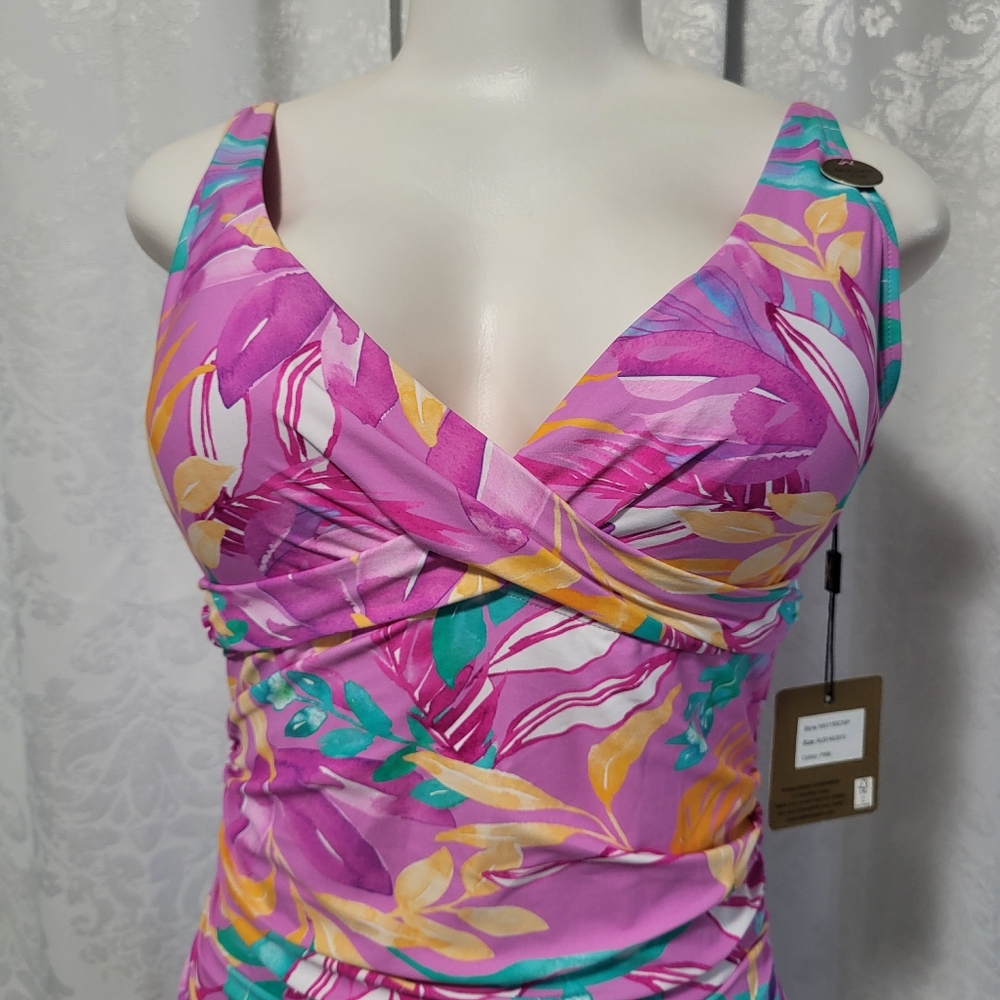 Nip Tuck Women's One Piece Swimsuit, Size 10, Pink Floral, Vacation Summer - Picture 10 of 16